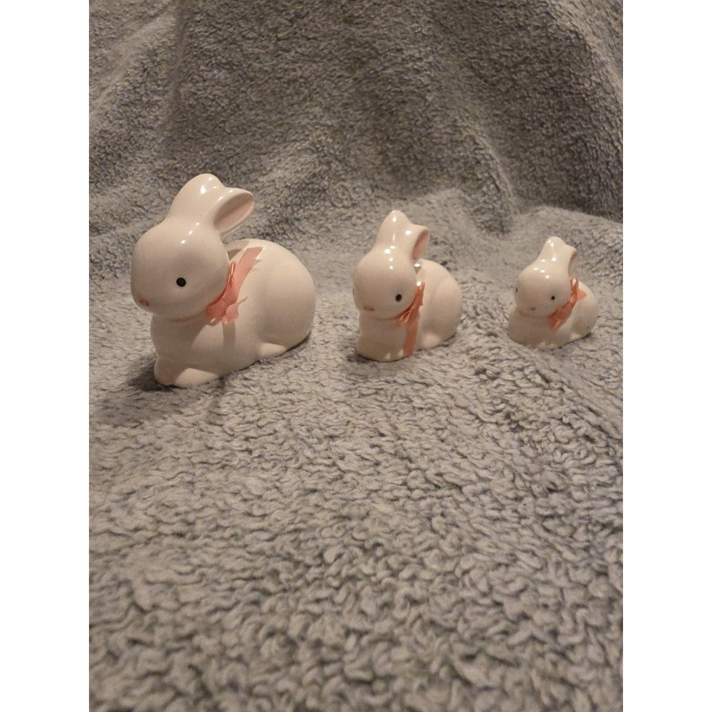 RUSS Easter Bunny Family Porcelain Figurines Made In Korea #1062 Easter Spring‎